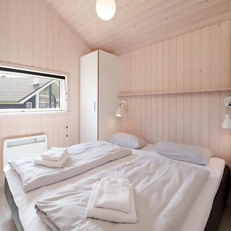 Strandhaus Mit Ueberdachter Terrasse * Großenbrode
