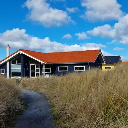 Strandhaus Mit Ueberdachter Terrasse * Großenbrode